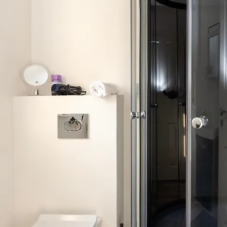 By Comfort Housing - Up To 7 Guests *