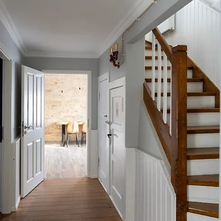 Rustic Charm - By Comfort Housing 빌라 달고프