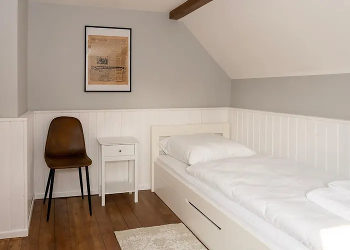 By Comfort Housing - Up To 7 Guests Villa *